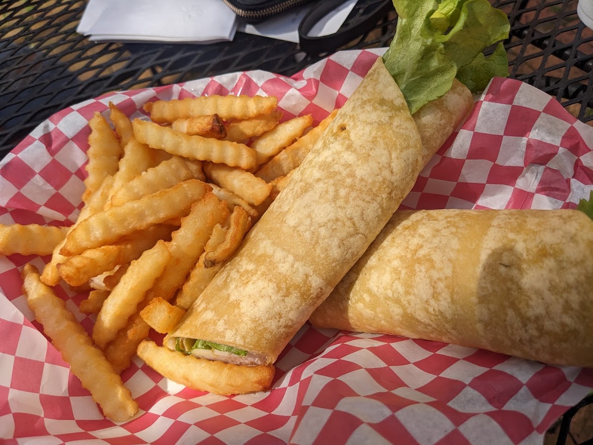 Giggles Cafe Photos 2